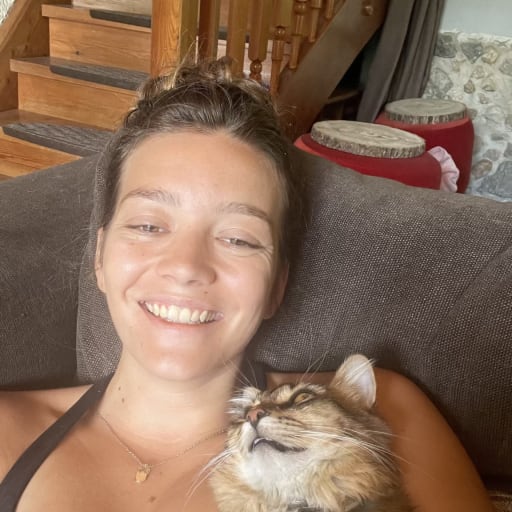 Profile image for pet sitters Danielle & Leslie