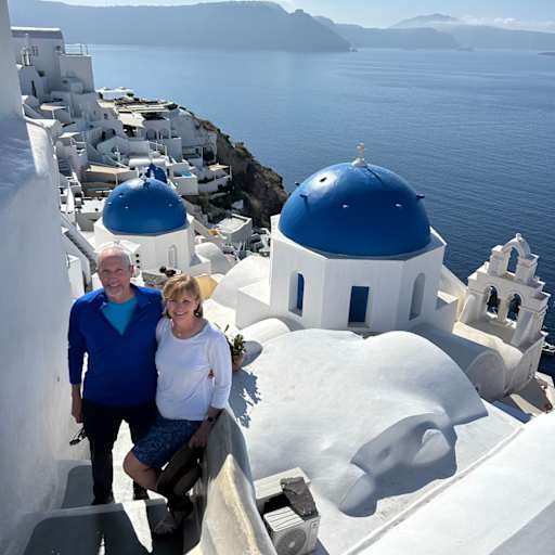 Profile image for pet sitters Jennifer & Ken