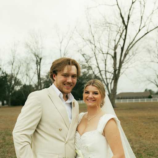 Profile image for pet sitters Nikki & Malcom