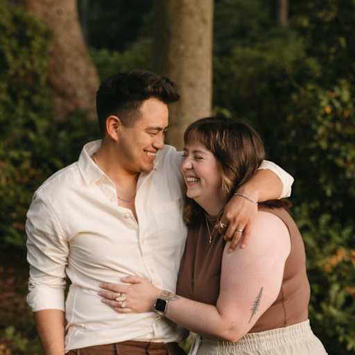Profile image for pet sitters Dana & Andres