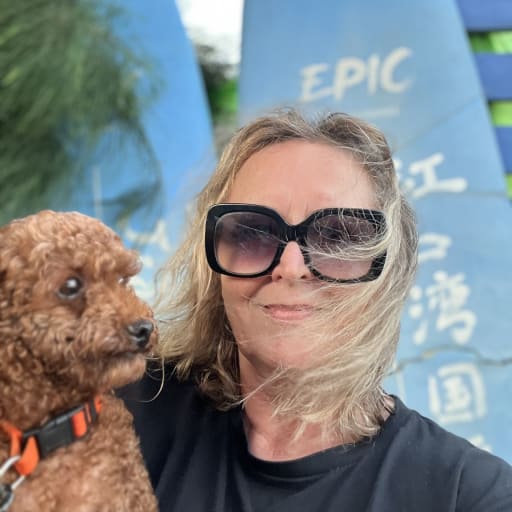 Profile image for pet sitter marie