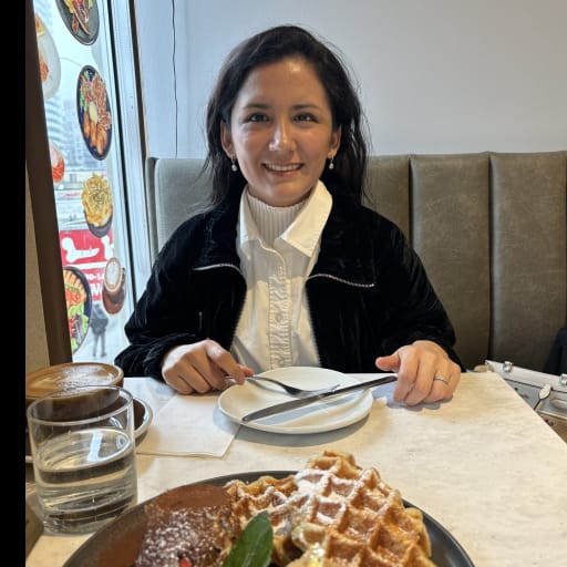Profile image for pet sitters Magaly & Jin Ho