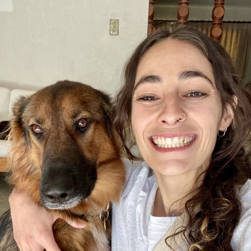 Profile image for pet sitter Lola