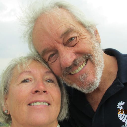 Profile image for pet sitters Dona & Bruce