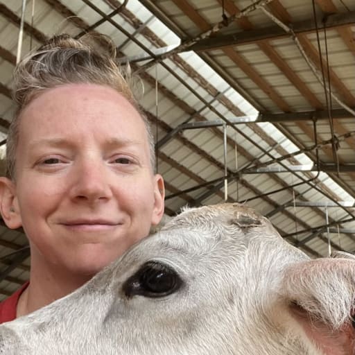 Profile image for pet sitter Erin