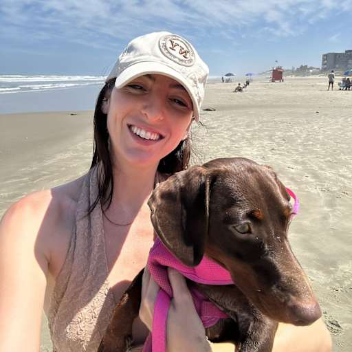 Profile image for pet sitter Ana