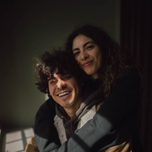 Profile image for pet sitters Daira & Alejandro