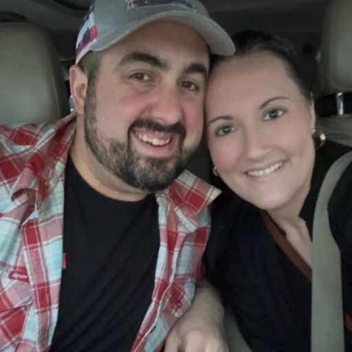 Profile image for pet sitters Krysta & Giles