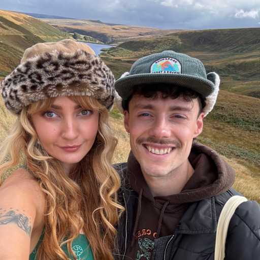 Profile image for pet sitters Erin & Brodie