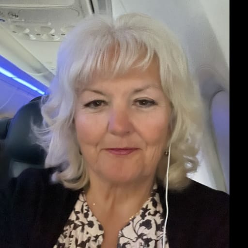 Profile image for pet sitter Debra