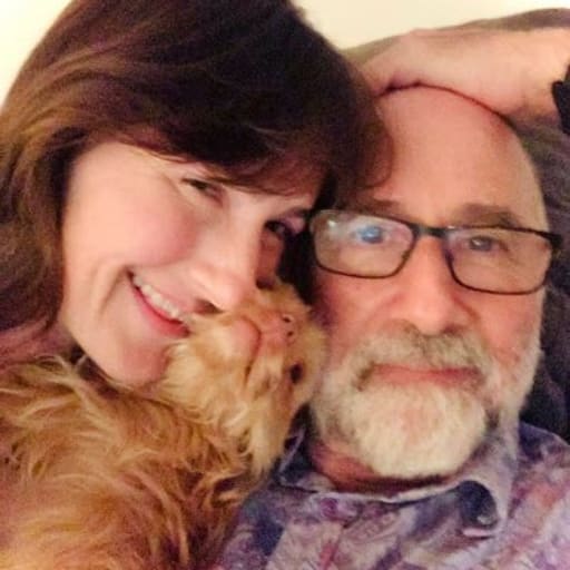 Profile image for pet sitters Jimmy & Jessie
