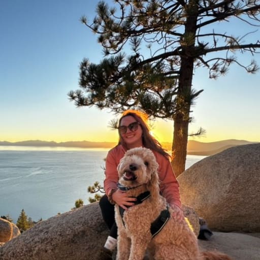 Profile image for pet sitter Alexandria