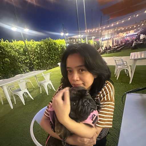 Profile image for pet sitter Regine
