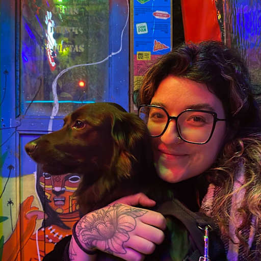 Profile image for pet sitter Junie