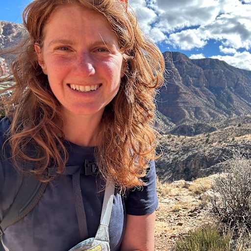 Profile image for pet sitter Alana