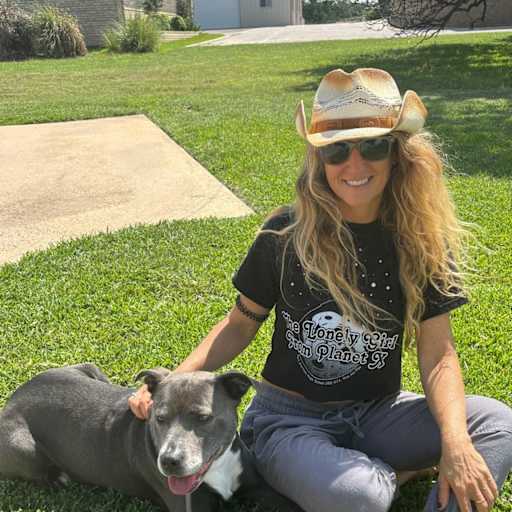Profile image for pet sitter Christy