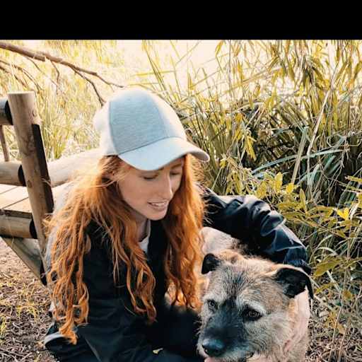 Profile image for pet sitter Emma