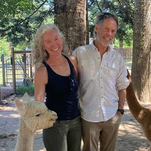 Profile image for pet sitters Peggy & Scott