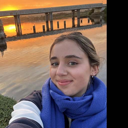 Profile image for pet sitter Mia