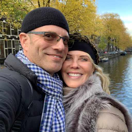 Profile image for pet sitters Shaun & Missy