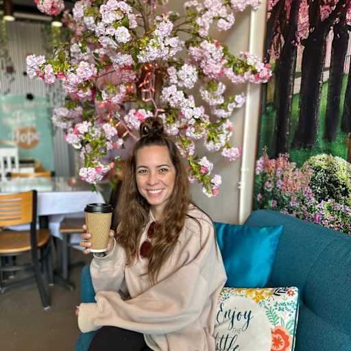 Profile image for pet sitter Lisa Marie