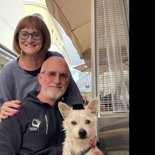 Profile image for pet sitters Bart and Debbi & Debbi