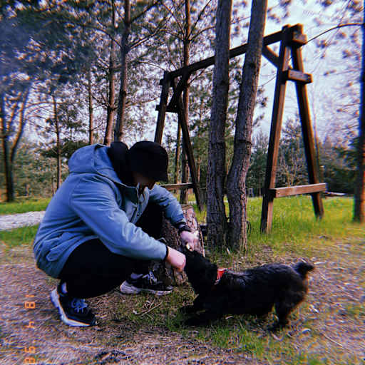 Profile image for pet sitters Aleks & Yana