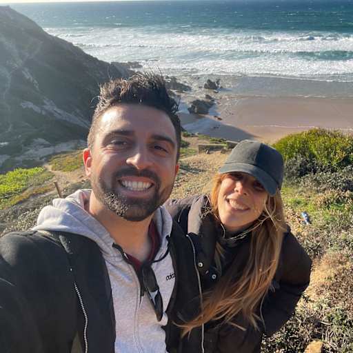 Profile image for pet sitters Marina & Cristóbal