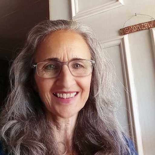 Profile image for pet sitter Sandra
