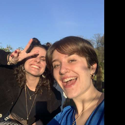 Profile image for pet sitters Emilie & Blanche