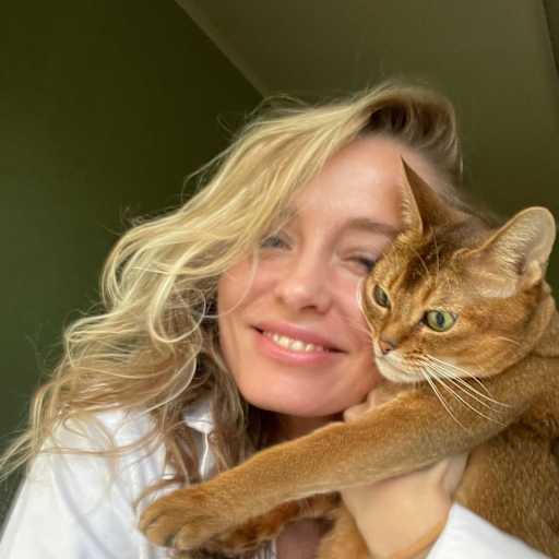 Profile image for pet sitter Rushaniia