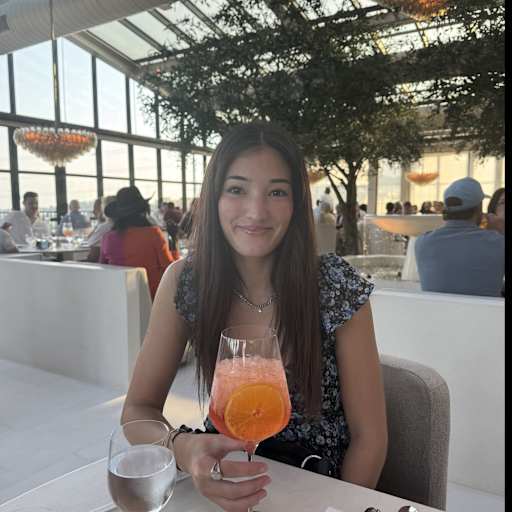 Profile image for pet sitter Gianna