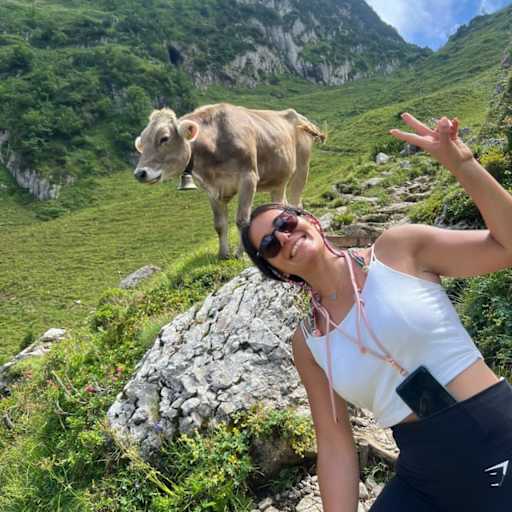 Profile image for pet sitter Maria