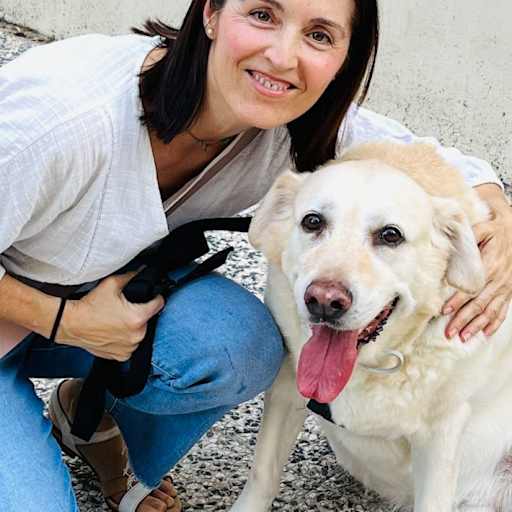 Profile image for pet sitter Nieves