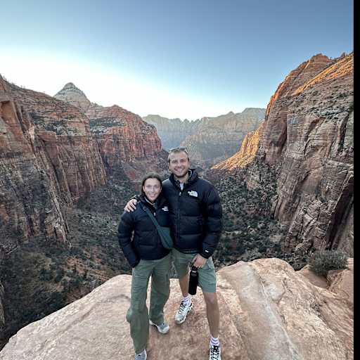 Profile image for pet sitters Rémi & Mathilde