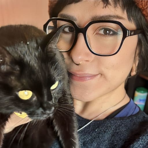 Profile image for pet sitter Elysa