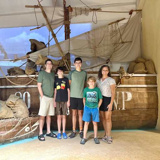 Profile image for pet sitters Celine & Adam