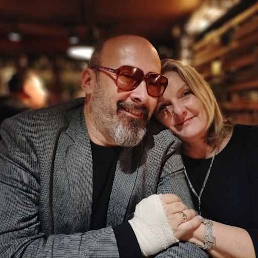 Profile image for pet sitters Virginie & Eric