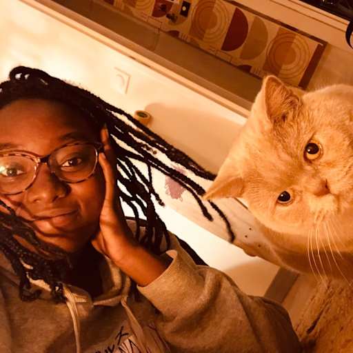 Profile image for pet sitter Joendy