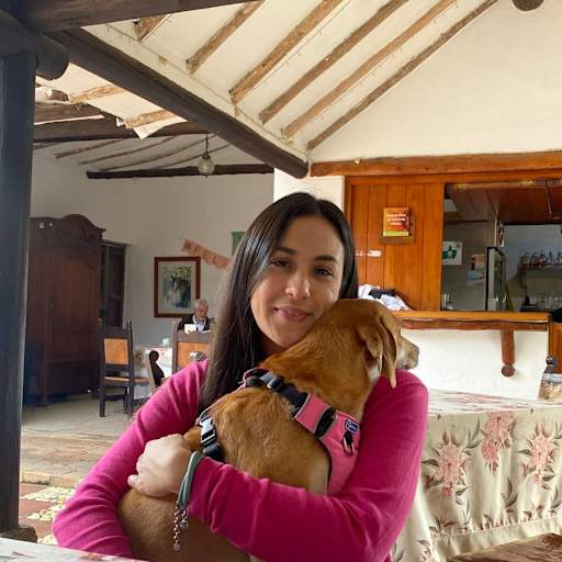 Profile image for pet sitter Nathalia