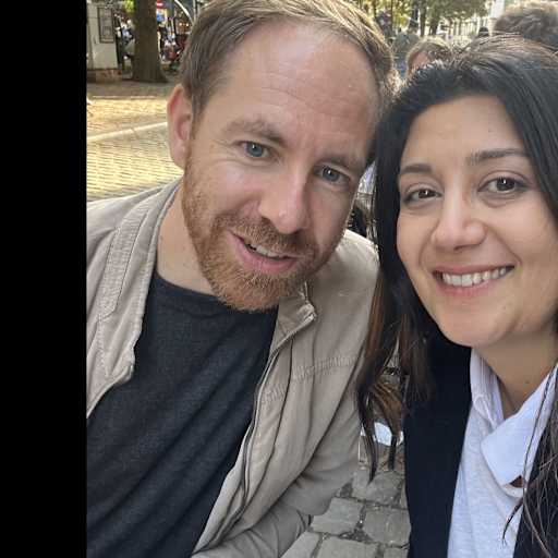 Profile image for pet sitters Qazal & Arnold