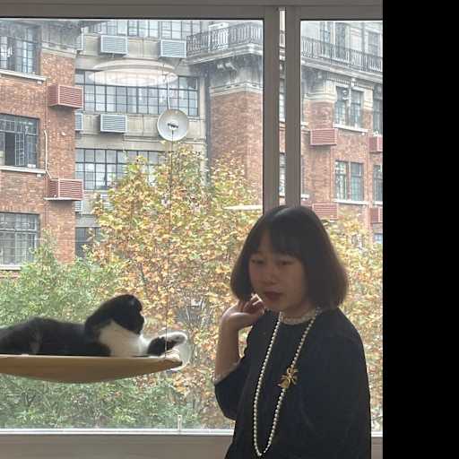 Profile image for pet sitter sisi