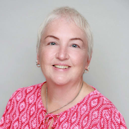 Profile image for pet sitter Louise