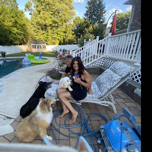 Profile image for pet sitters Janice & Lou