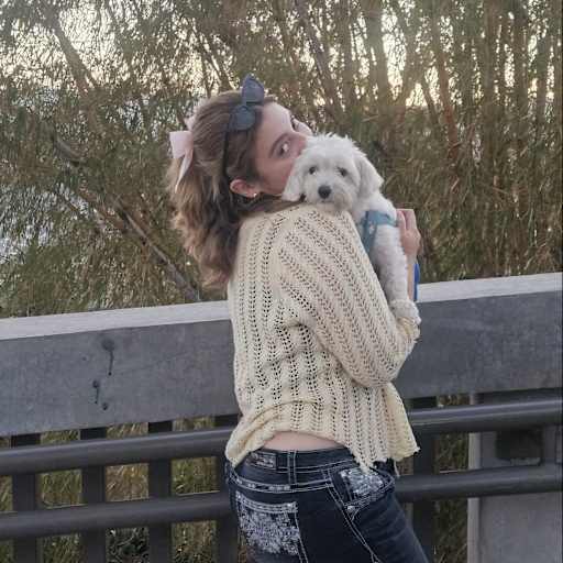 Profile image for pet sitter Luciana