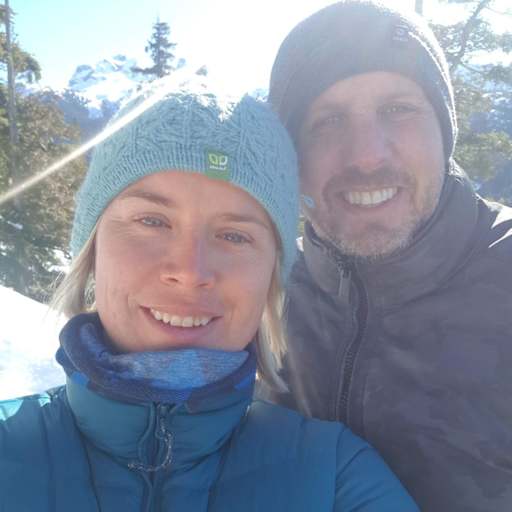 Profile image for pet sitters Samantha & Ben