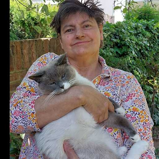 Profile image for pet sitter Corrina