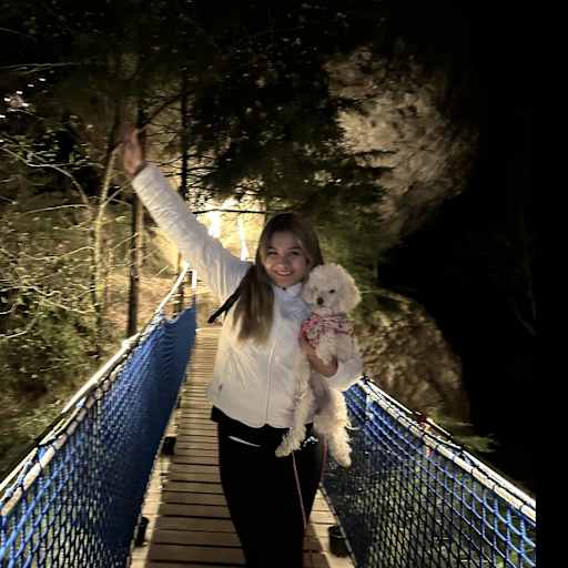 Profile image for pet sitter Andrea