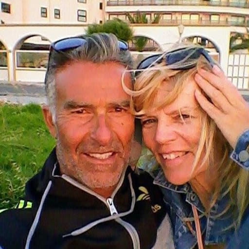 Profile image for pet sitters Iris & Jim