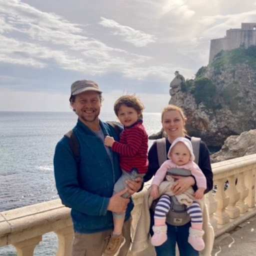 Profile image for pet sitters Megan & Ian